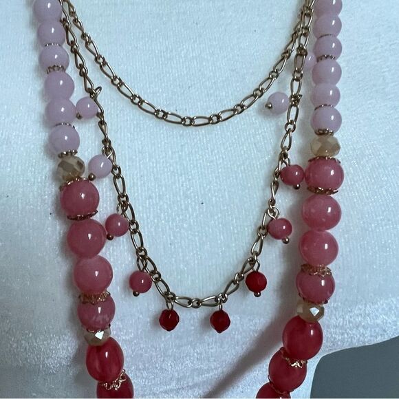 Boho beaded multi strand gold tone and pink beaded necklace - Picture 3 of 6